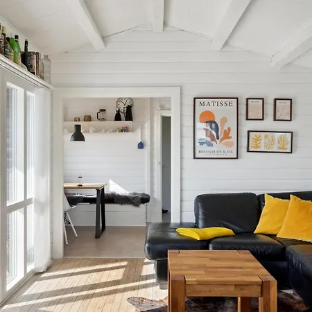 Stunning In Juelsminde With Wifi Nyaraló Sønderby