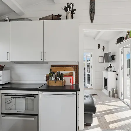 2 Bedroom Beautiful In Juelsminde